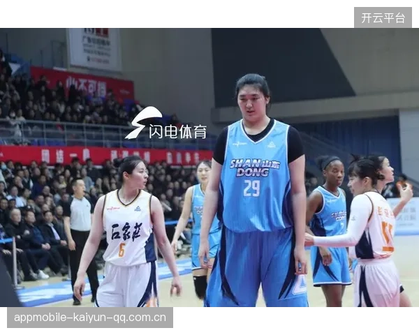 不打了？中国女子篮球8人集体缺席WCBA——赛场上的“沉默之痛”与“复兴之声”